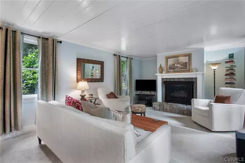 Living - 5211 Devonshire Rd, Richmond, VA 23225 photo 5 of 6