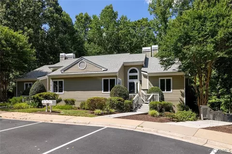 3205 Stony Point Rd #B, Richmond, VA 23235
