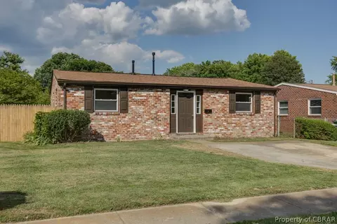 Exterior - 1902 Newton Rd, Hampton, VA 23663 photo 4 of 7