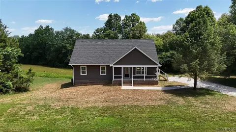 729 Mockingbirg Ln, Gladstone, VA 24553