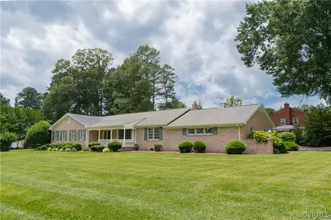 9157 Robin Ridge Dr, Mechanicsville, VA 23116
