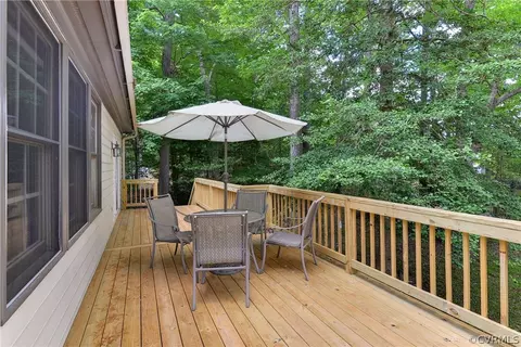 Exterior - 107 Addingtons, Williamsburg, VA 23188 photo 6 of 9