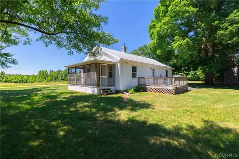 60 Rodeo Ln, Dillwyn, VA 23936