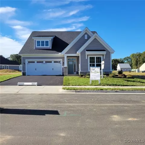 5101 Stavely Rd, Chester, VA 23831