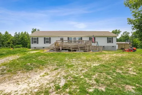 18265 Hunting Quarter Rd, Yale, VA 23897