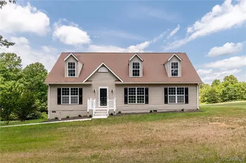 26 Spring Meadow Ln, Keswick, VA 22947