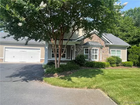255 Pumpkin Pl #255, North Chesterfield, VA 23236