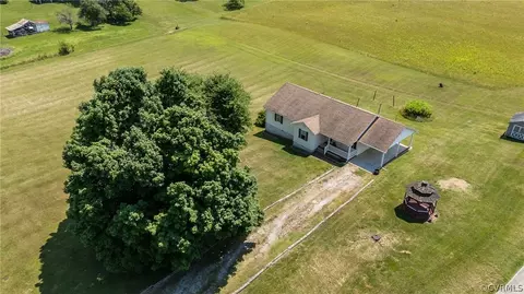 2740 Jefferson Ave, Victoria, VA 23974