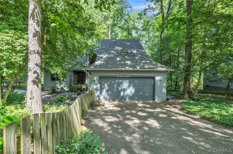 1831 Ferncreek Pl, Richmond, VA 23235