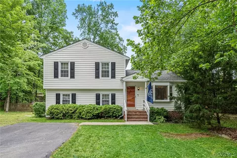 10800 Brewster Ct, Henrico, VA 23233