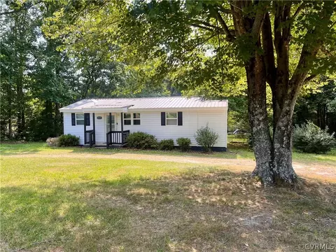 5737 Abilene Rd, Farmville, VA 23901