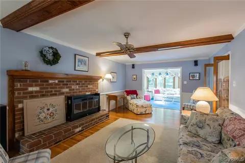 2240 Corner Rock Rd, Midlothian, VA 23113 photo 12