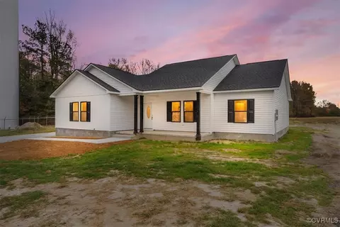 289 Everetts Lake Rd, Emporia, VA 23847