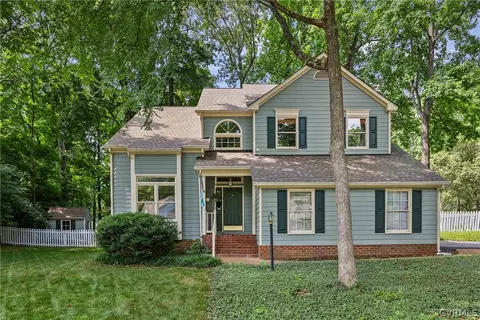 5903 Rosebay Forest Pl, Midlothian, VA 23112