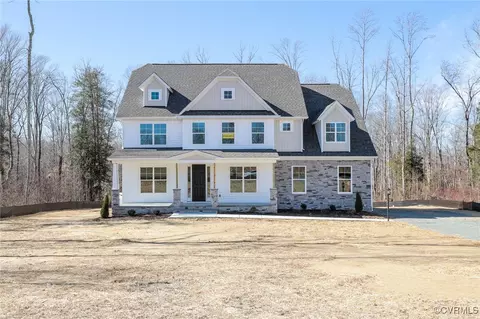 8421 Roden Dr, Mechanicsville, VA 23111