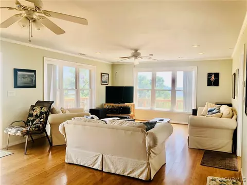 Living - 62 River Rd, North, VA 23128 photo 1 of 4