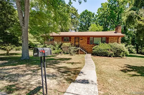 309 Delton Ave, Hopewell, VA 23860