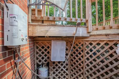 Exterior - 7706 Comanche Dr, Richmond, VA 23225 photo 9 of 16