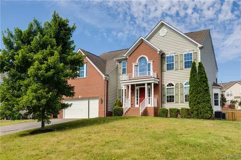 917 Winding Trail Ln, Richmond, VA 23223
