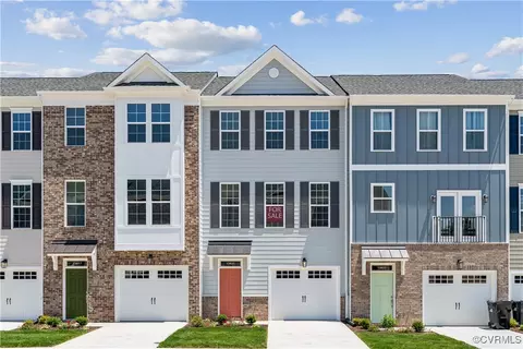 13821 Village View Dr, Midlothian, VA 23114
