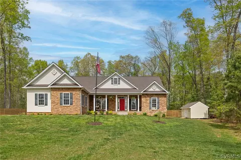 400 Traveller St, Mineral, VA 23117
