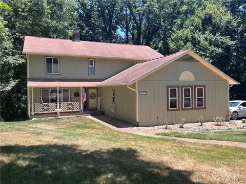 14713 Green Forest Dr, South Chesterfield, VA 23834