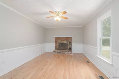 128 E Cherry Hill Cir, Aylett, VA 23009 photo 7
