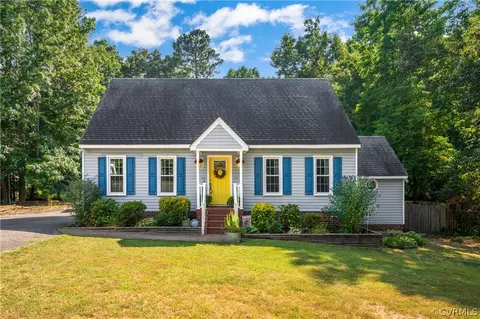 13407 Winning Colors Ln, Midlothian, VA 23112
