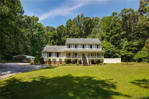 14810 Harrowgate Rd, Chester, VA 23831