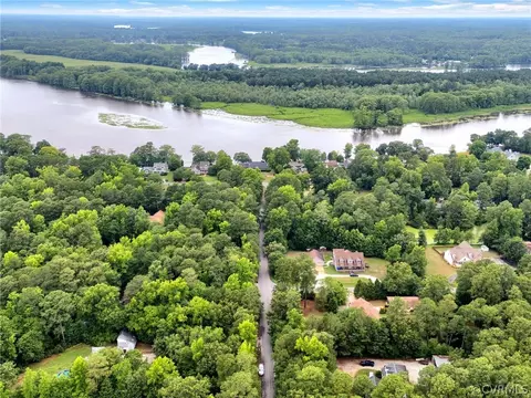 15409 River Bend Trl, Lanexa, VA 23089 photo 4