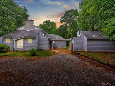 15409 River Bend Trl, Lanexa, VA 23089