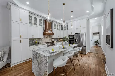Kitchen - 2000 Grove Ave, Richmond, VA 23220 photo 1 of 10