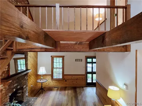 Entry Way - 5909 Bliley Rd, Richmond, VA 23225 photo 2 of 5