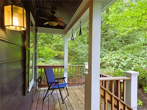 Exterior - 5909 Bliley Rd, Richmond, VA 23225 photo 3 of 11