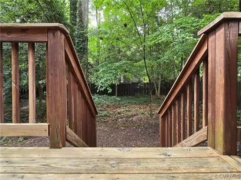Exterior - 5909 Bliley Rd, Richmond, VA 23225 photo 6 of 11