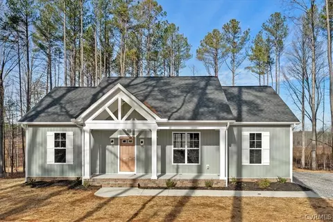 7193 Darlington Heights Rd, Farmville, VA 23901