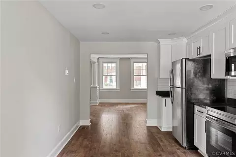 Entry Way - 720 Arnold Ave, Richmond, VA 23222 photo 2 of 3