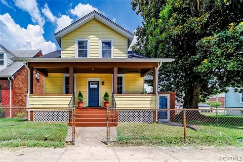214 Lynchburg Ave, Colonial Heights, VA 23834