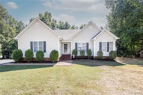 21001 Hampton Ave, South Chesterfield, VA 23803