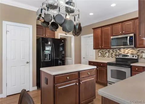 Kitchen - 3647 Cedar Plains Rd, Sandy Hook, VA 23153 photo 4 of 5