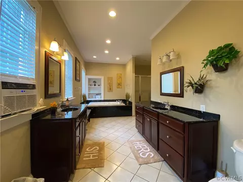 Bath - 722 S Broad St, Kenbridge, VA 23944 photo 1 of 7