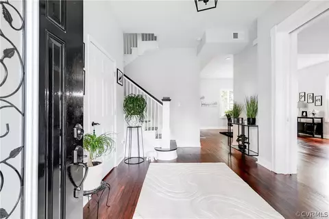 Entry Way - 104 Overbrook Rd, Richmond, VA 23222 photo 1 of 7