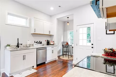 Kitchen - 104 Overbrook Rd, Richmond, VA 23222 photo 2 of 5