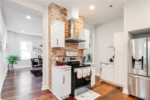 Kitchen - 104 Overbrook Rd, Richmond, VA 23222 photo 3 of 5