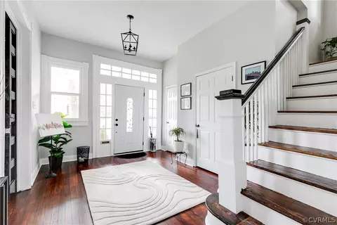 Entry Way - 104 Overbrook Rd, Richmond, VA 23222 photo 2 of 7