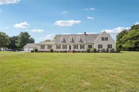 5339 Summer Plains Dr, Mechanicsville, VA 23116