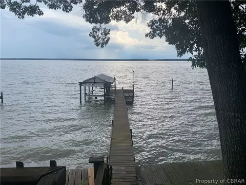 4610 Hermitage Ln, Gloucester, VA 23061 photo 24
