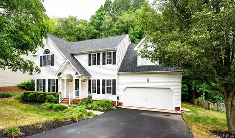 8095 Sussex Rd, Mechanicsville, VA 23111