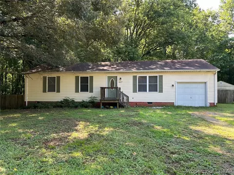 Exterior - 6627 Valley Dr, Gloucester, VA 23061 photo 1 of 2