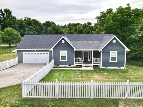 21605 Hill St, Petersburg, VA 23803